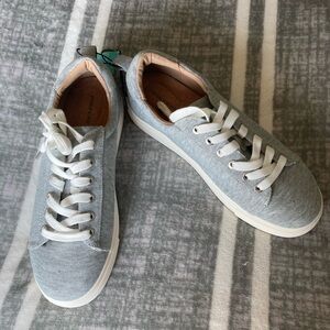 New, Never Worn Women’s Maurices Gray Casual Sneakers - Size 8.5